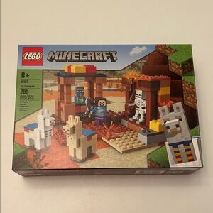 NEW NIB LEGO Minecraft 21167 The Trading Post Building Kit